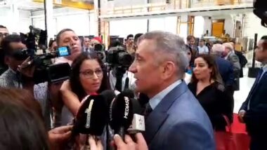 En direct. Automobile: Déclaration de M.Moulay Hafid Elalamy ministre de l'Industrie, de l'Investissement, du Commerce et de l'Economie Numérique à l'occasion de l'inauguration officielle de l'usine Proma Kénitra.
