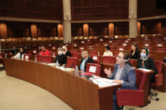 La participation des femmes dans le travail parlementaire de 2002 à 2021 (étude)