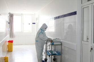 Covid. Près de 45.000 personnes vaccinées, 700 nouveaux cas ce mercredi