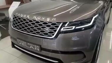 Live: RANGE ROVER VELAR La nouvelle star du constructeur britannique.