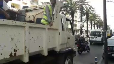 Les autorités locales procèdent à la libération de l'espace public. Images prises au Bd Ghandi à Casablanca