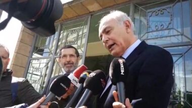 live : Salaheddine Mezouar dépose son dossier de candidature pour la présidence #CGEM