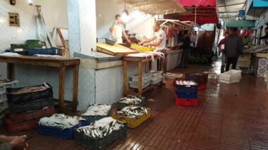 Dans un marché à Casablanca