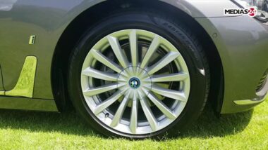 Présentation de la nouvelle BMW 740e