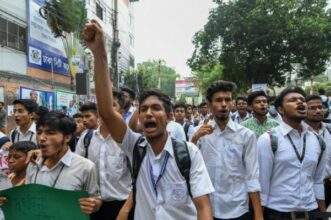 Le Bangladesh coupe l'internet mobile pour contrer des manifestations étudiantes