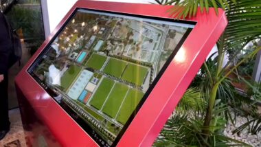 En direct. Visite du Complexe Mohammed VI de football à Maâmoura.