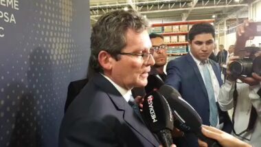 En direct: Déclaration du vice-président exécutif de PSA pour la région Mena, Jean Christophe Quemard - Inauguration de l'écosystème PSA au Maroc