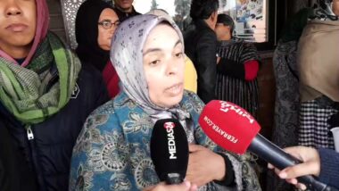 LIVE. Tribunal de première instance de Salé. Sit-in en soutien avec le conducteur du train, poursuivi pour homicide et blessures involontaires suite à l'accident de Bouknadel.