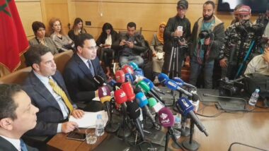 Live: Conférence de presse de Saaid Amzazi et Mustapha El Khalfi au sujet des enseignants des académies régionales et des premières mesures disciplinaires
