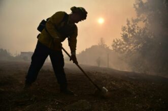 Au moins 25 morts dans les incendies ravageurs en Californie