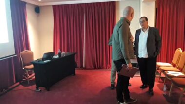 &ldquo;Live: Conférence de presse de l'AMITH. Le sujet est : ""Textile: Les grands chantiers de la rentrée de l'AMITH"".&rdquo;