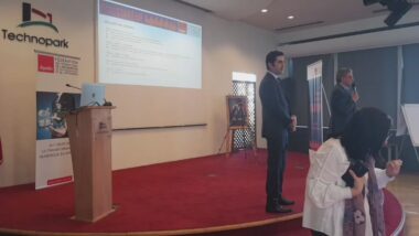 En direct: la suite : Lancement des Assises de la startup