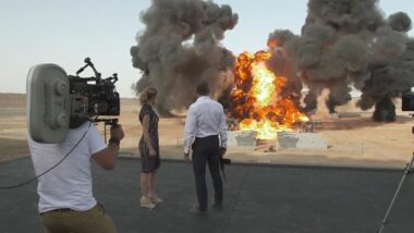 &ldquo;Le tout dernier James Bond ""Spectre"" vient de remporter le record du monde(Guinness World Record) de la plus grosse explosion cinématographique jamais réalisée. Regardez cette vidéo qui montre les coulisses de l'explosion filmée à #Erfoud au Maroc.&rdquo;