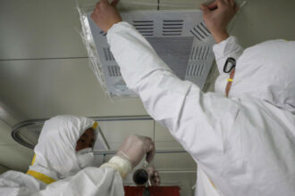 Le Covid-19 peut-être transmis par l'air, avertissent des experts mondiaux