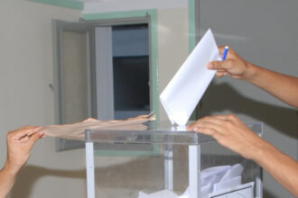 Deux textes électoraux adoptés en plénière par les députés, quatre autres en attente