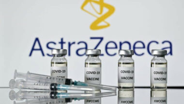 AstraZeneca: bientôt accessible aux plus de 65 ans en France?