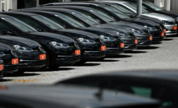 Automobile: le marché européen devrait rebondir de 10% en 2021