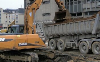 Surcoûts, pénuries diverses, délais serrés... Sous l'effet Coupe du monde, le BTP en surchauffe 