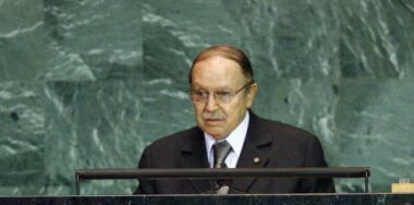 Selon Le Parisien, Bouteflika est dans un &ldquo;état grave&rdquo;