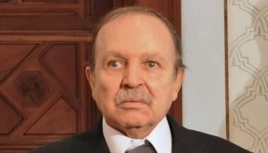 Algérie: Bouteflika officiellement candidat à la présidentielle