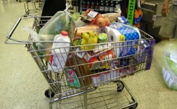 Consommation: week-end d'achats frénétiques à la veille de  l'Aïd