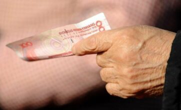 Chine: Les taux interbancaires retombent, la banque centrale rassure