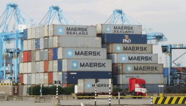 Double baisse des importations et des exportations