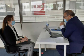 Fondé par un Marocain, un réseau d'écoles du digital gratuites primé en France