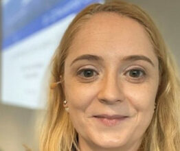 Covid. Eleanor Murray : La surveillance des personnes vaccinées est très importante