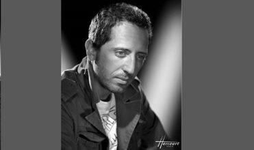 Gad Elmaleh accusé de plagiat, retentissement au Canada