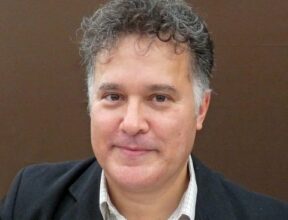 Fouad Laroui à Médias 24 : la darija est déjà une vraie langue!