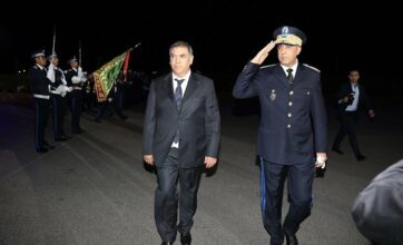 Abdellatif Hammouchi reçoit le chauffeur de triporteur violenté et lui présente des excuses au nom de la DGSN