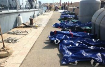 Naufrage à Lampedusa: l'Italie pleure les migrants morts