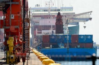 Japon: Le déficit commercial s'aggrave de 35% sur un an