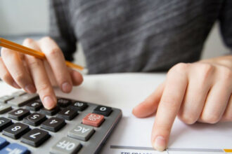 Le locataire défaillant avec la crise échappe à l'expulsion, mais pas à ses impayés