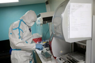 Coronavirus: 74 nouveaux décès et 869 cas en réanimation, ce mardi 3 novembre à 18h