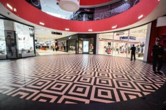 Les commerçants se soulèvent contre l'augmentation des droits de douane