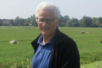 Comment redémarrer l’économie : la recette de l’économiste Najib Akesbi