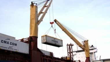 Industries, exportations : tout le monde se mobilise