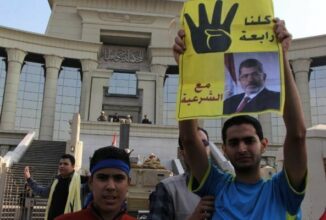 Egypte: Début du procès du président Mohamed Morsi destitué par l'armée