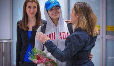 La jeune Saoudienne Rahaf Mohammed al-Qunun accueillie à bras ouverts par le Canada