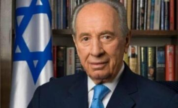 Shimon Peres longuement applaudi par des dirigeants arabes