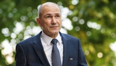 Slovénie: L'ancien chef de gouvernement conservateur Janez Jansa arrive en tête des législatives