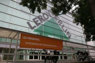 Polémique en France autour de l'interdiction du travail du dimanche