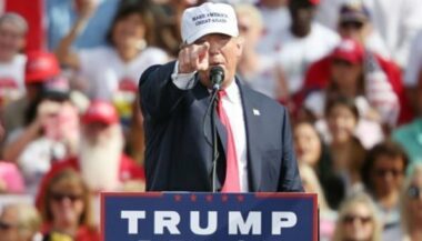 Accusé d'agressions sexuelles, Trump tente d'enrayer sa chute
