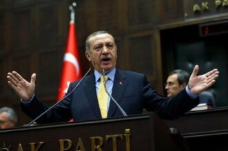 La Turquie et l'UE signent un accord sur l'immigration clandestine