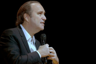 France. Téléphonie mobile: la 5G &ldquo;ne doit pas faire peur&rdquo;, plaide Xavier Niel