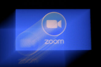 La Défense nationale alerte sur les failles de sécurité de l'application Zoom