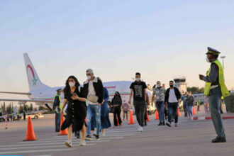Dimanche, un navire et un avion ont rapatrié près de 1.200 Espagnols du Maroc