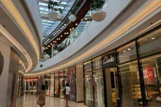 Prêt-à-porter: les enseignes ont raté la saison d'été